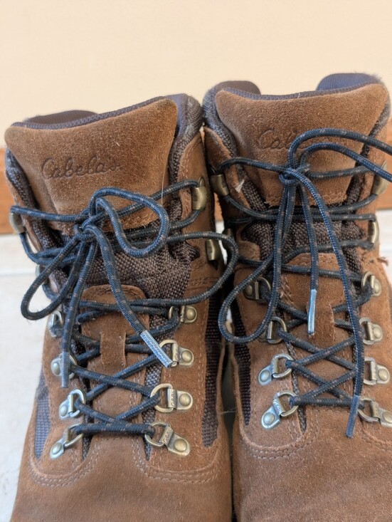 Cabela\'s Men\'s Waterproof Hiking Boots Dry Plus Brown Suede Size 10.5 EE Wide main image 13
